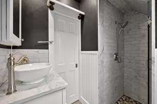 19 Center St, Provincetown, MA 02657 - Photo 16