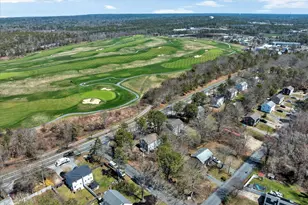 269-271 Old Town House Rd, Yarmouth, MA 02673 - Photo 28