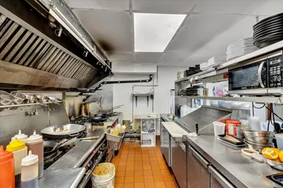 247 Main Street #UNIT 6, Barnstable, MA 02601 - Photo 10