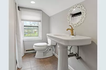 83 Davis Straits, Falmouth, MA 02540 - Photo 36