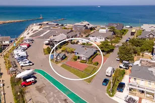 23 Circuit Avenue Extension, Oak Bluffs, MA 02557 - Photo 22