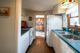 23 Circuit Avenue Extension, Oak Bluffs, MA 02557 - Photo 16
