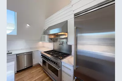 65 Franklin Street #Unit A, Provincetown, MA 02657 - Photo 6