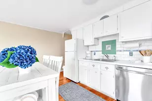 690 Commercial St, Provincetown, MA 02657 - Photo 8