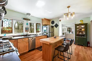33 Lorraine Rd, Falmouth, MA 02536 - Photo 8