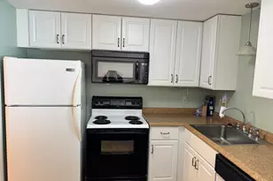 775 W Main St, Barnstable, MA 02601 - Photo 8