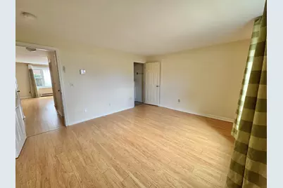 775 W Main Street #APT 5, Barnstable, MA 02601 - Photo 18