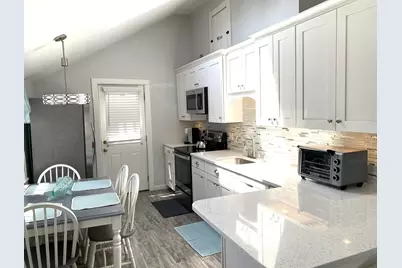 8 & 10 Wharf Avenue, Mashpee, MA 02649 - Photo 26
