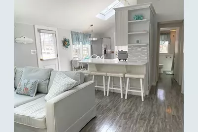 8 & 10 Wharf Avenue, Mashpee, MA 02649 - Photo 28