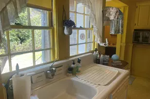 269E S Sea Ave, Yarmouth, MA 02673 - Photo 10