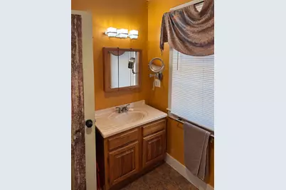 820 Massachusetts 28, Harwich, MA 02645 - Photo 30