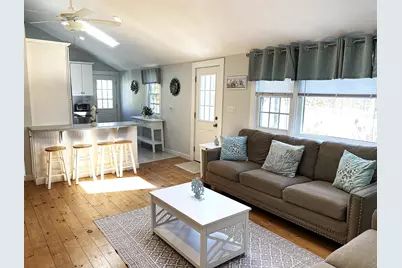 8 Wharf Avenue, Mashpee, MA 02649 - Photo 10