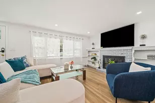 4 Thach Ln, Barnstable, MA 02601 - Photo 4