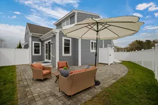 15 Rosewood Cir, Mashpee, MA 02649 - Photo 2