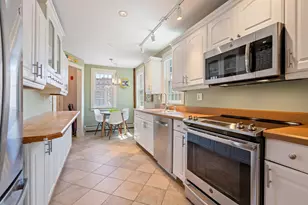 12 Youngs Ct, Provincetown, MA 02657 - Photo 20