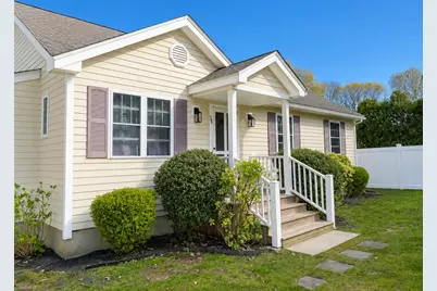 34 10th Street, Edgartown, MA 02539 - Photo 1