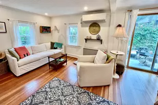 23 Cottage St, Provincetown, MA 02657 - Photo 12