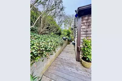 23 Cottage Street, Provincetown, MA 02657 - Photo 26