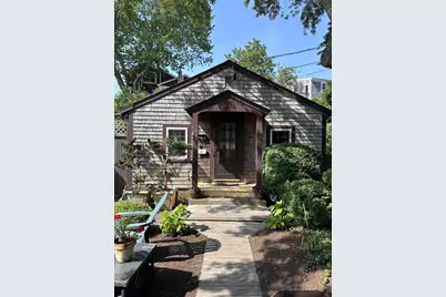 23 Cottage Street, Provincetown, MA 02657 - Photo 2
