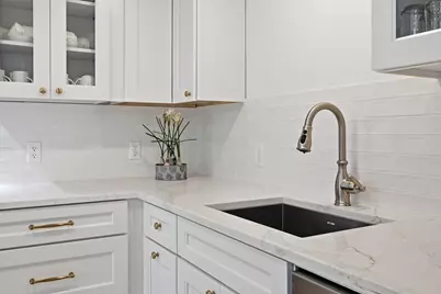 216 Orleans Road #UNIT E, Chatham, MA 02650 - Photo 12