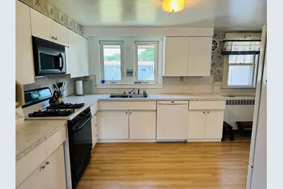24 Robinson Road, Falmouth, MA 02540 - Photo 4