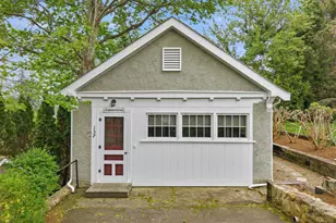 139 Main St, Tisbury, MA 02568 - Photo 46