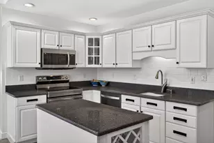 102 Waterford Dr, Barnstable, MA 02635 - Photo 14