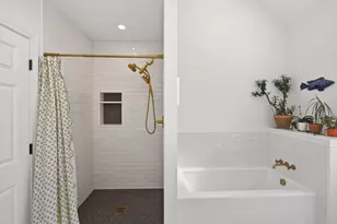 102 Waterford Dr, Barnstable, MA 02635 - Photo 26