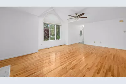 100 Statice Lane, Barnstable, MA 02601 - Photo 8