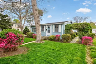61 Silver Beach Ave, Falmouth, MA 02556 - Photo 4