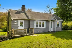 45 Marston Ave, Barnstable, MA 02601 - Photo 2