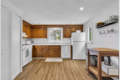 7 Oak Leaf Lane, Dennis, MA 02670 - Photo 12
