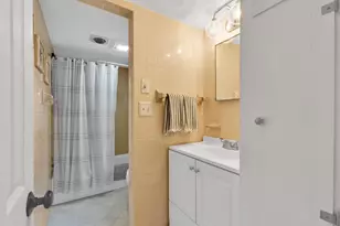 7 Oak Leaf Ln, Dennis, MA 02670 - Photo 14