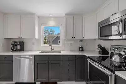 3 Franklin Street #Unit 2, Provincetown, MA 02657 - Photo 8
