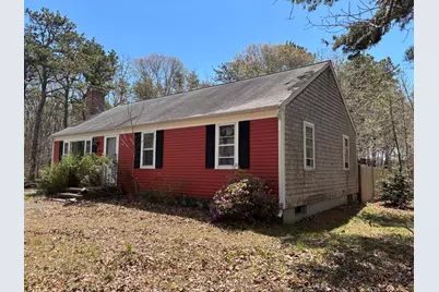 8 Oakleaf Circle, Harwich, MA 02645 - Photo 2