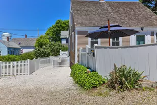 15 Carver St, Provincetown, MA 02657 - Photo 28