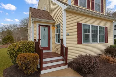 32 Carleton Street #UNIT 32, Wareham, MA 02558 - Photo 2