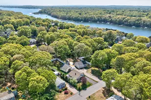 17 Suncrest Dr, Falmouth, MA 02536 - Photo 1