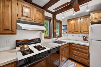 213 Main Street, Chatham, MA 02633 - Photo 12