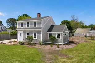33 Pleasant St, Dennis, MA 02638 - Photo 1