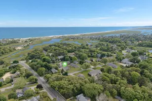 33 Pleasant St, Dennis, MA 02638 - Photo 2