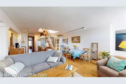 37 Circuit Avenue #UNIT 4, Oak Bluffs, MA 02557 - Photo 4