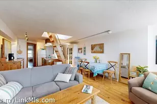 37 Circuit Ave, Oak Bluffs, MA 02557 - Photo 4