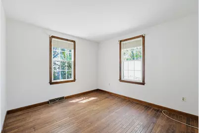 556 Cotuit Road, Mashpee, MA 02649 - Photo 10