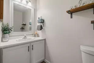 15 Carver Square Blvd, Carver, MA 02330 - Photo 18