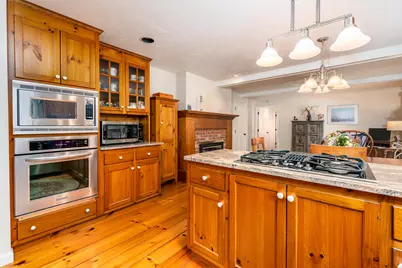 19 Elmcroft Way, Yarmouth, MA 02675 - Photo 2