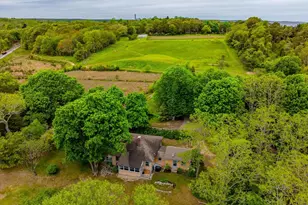 21 Quaker Rd, Sandwich, MA 02537 - Photo 1