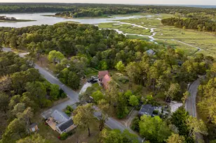15 Barker St, Wellfleet, MA 02667 - Photo 4
