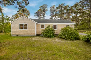 15 Barker St, Wellfleet, MA 02667 - Photo 10