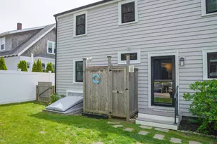 16 Dartmouth St, Barnstable, MA 02601 - Photo 18